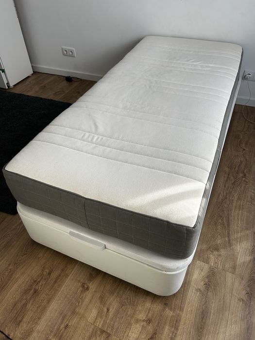 Cama sommier de solteiro