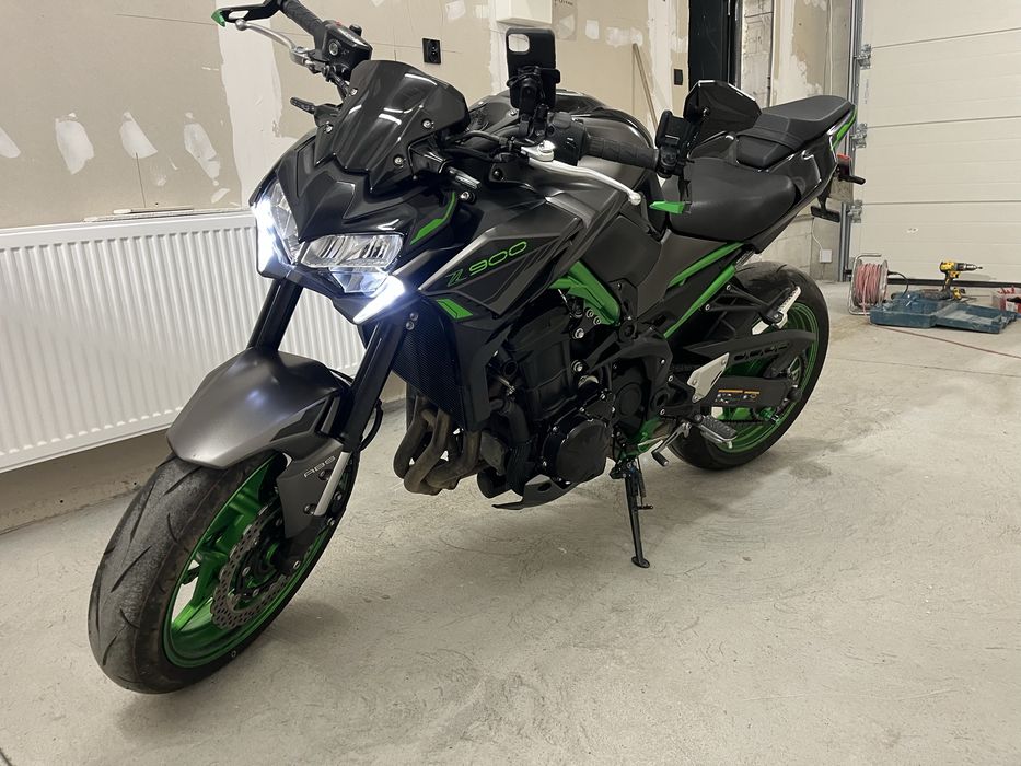 Kawasaki Z900 motocykl
