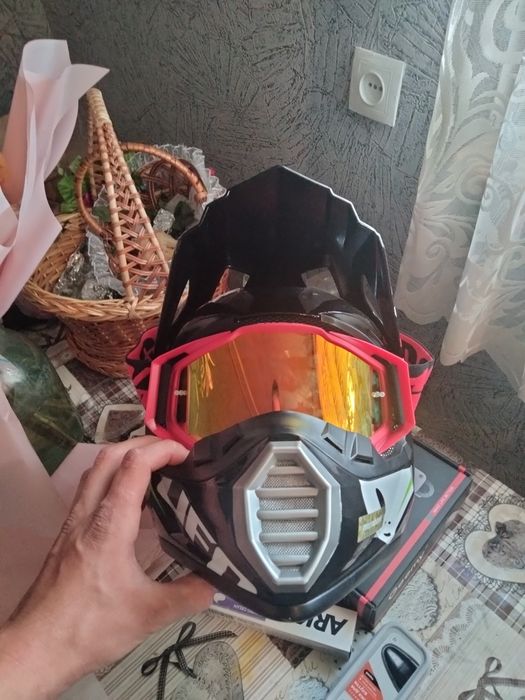 Мото шолом новий! Розмір L