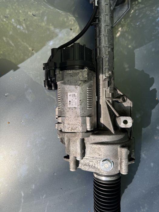 Maglownica elektryczna do bmw e90 e91 e92 e93 e81 e82 e87 e88