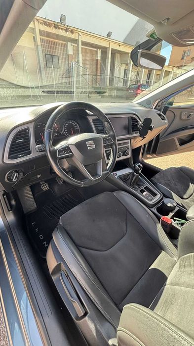 Seat Leon 1.6 TDI 115cv (Leia atentamento a descrição do anuncio)