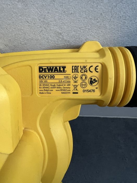 Акум. Повітродуйка  Dewalt DCV 100 + АКБ 4.0 Ah