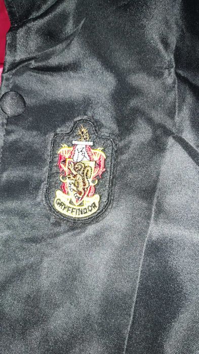 czarna szata Gryffindoru z dodatkowym krawatem Harry Potter