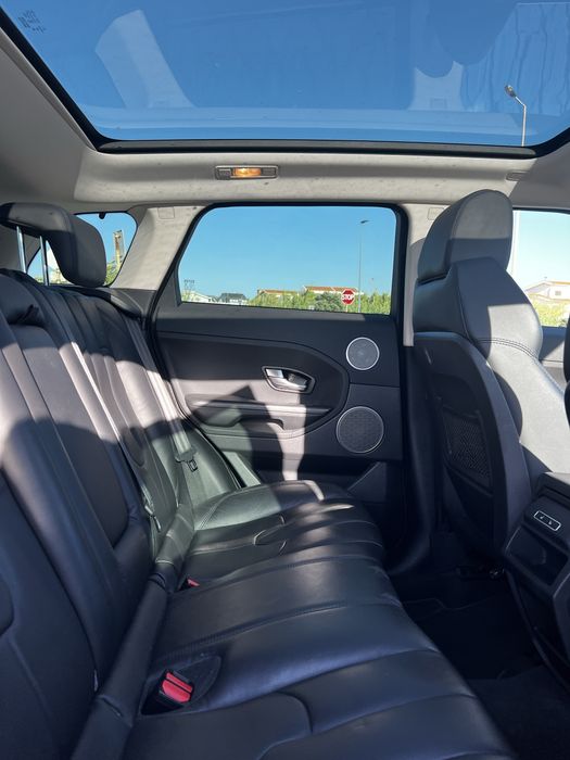 Range Rover Evoque 2.2 TD4 (Full extras)