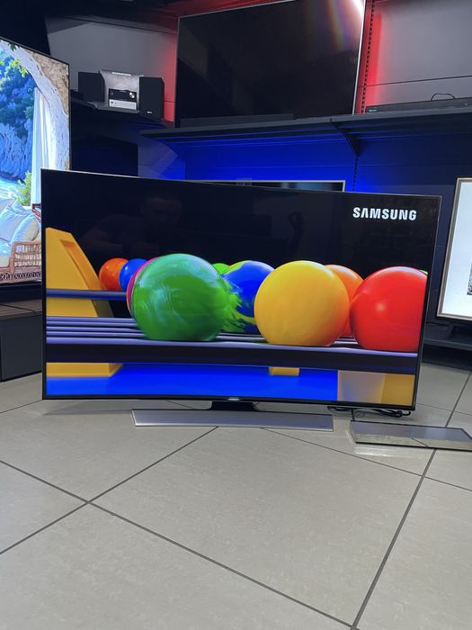 Samsung UE55HU8500. 120hz.