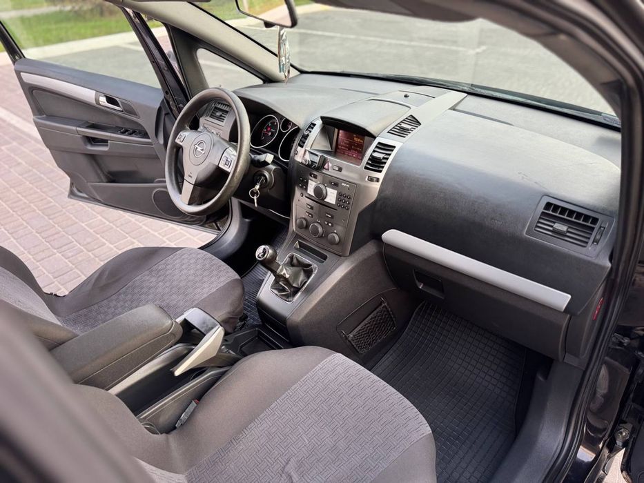 Opel zafira 1.9 TDI 6 ступка