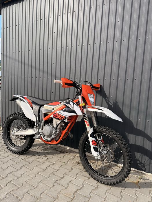 KTM Frerride 250 f СВІЖО ПРИГНАНИЙ