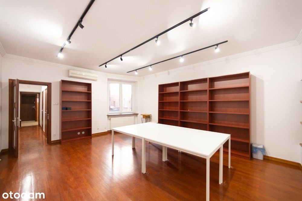 P.O.W. 29 : Lokal Usługowy w Centrum Parter (92m²)