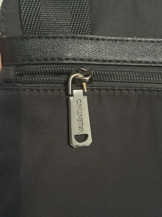 Сумка через плече Valentino, чорна