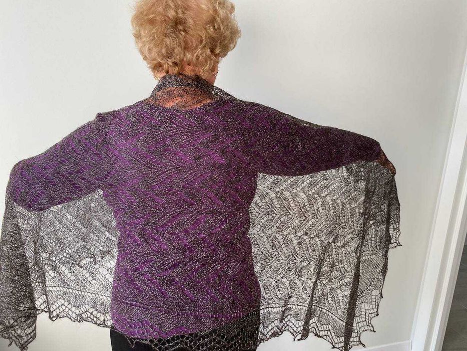 Палантин вязаный (натуральный пух, ручная работа)