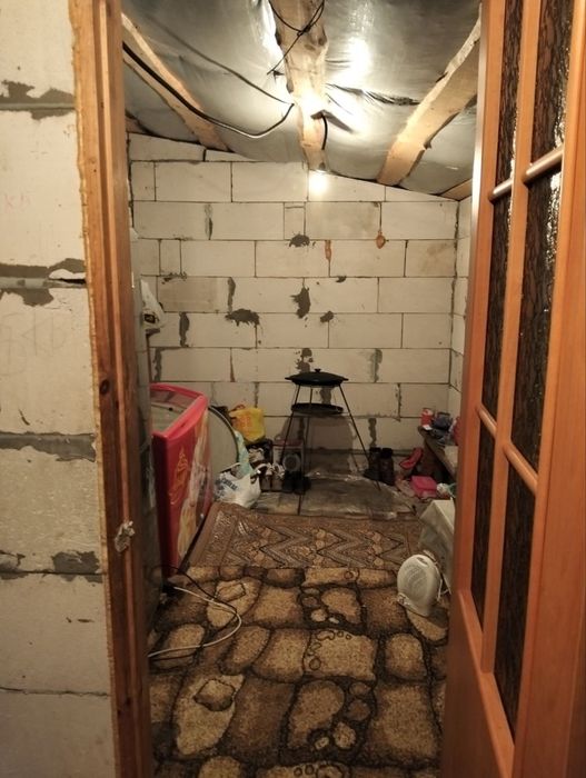 Продаж будинку 50 км від Луцька