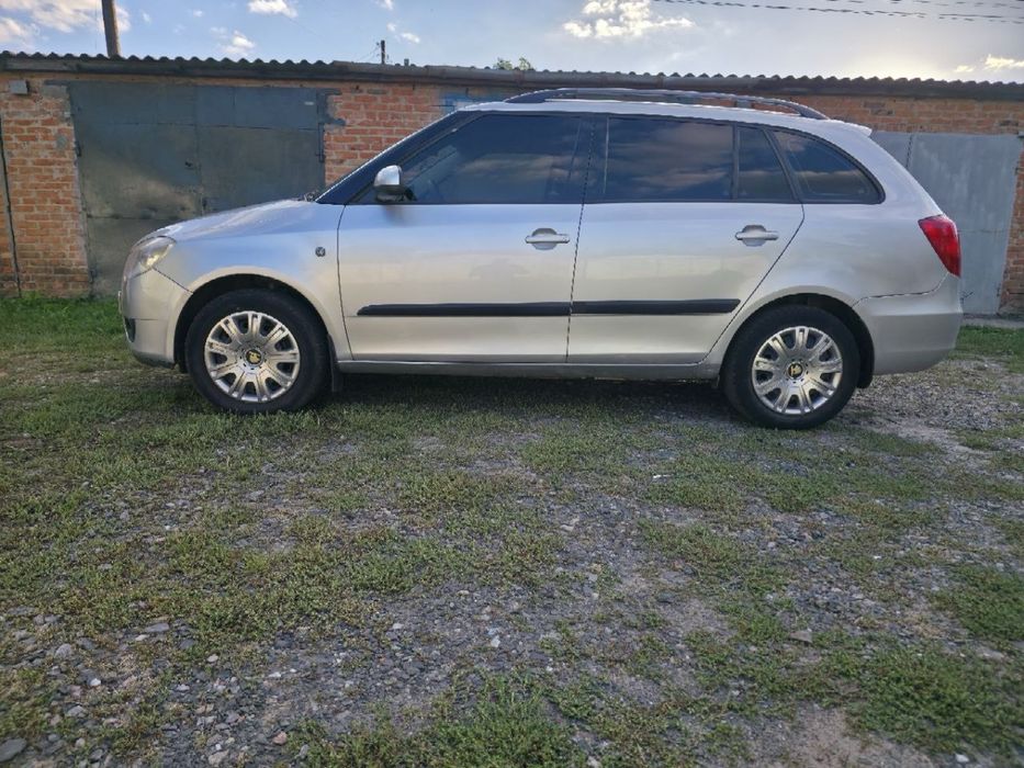 Skoda fabia 1.9 tdi 2008 рік