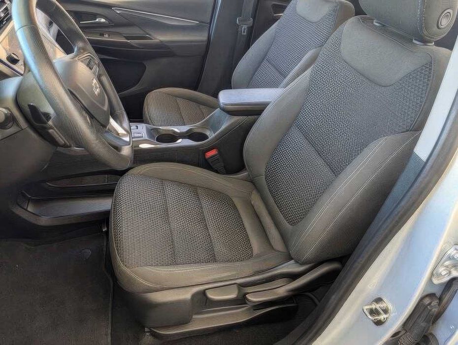 Chevrolet Bolt EV 2LT      2023