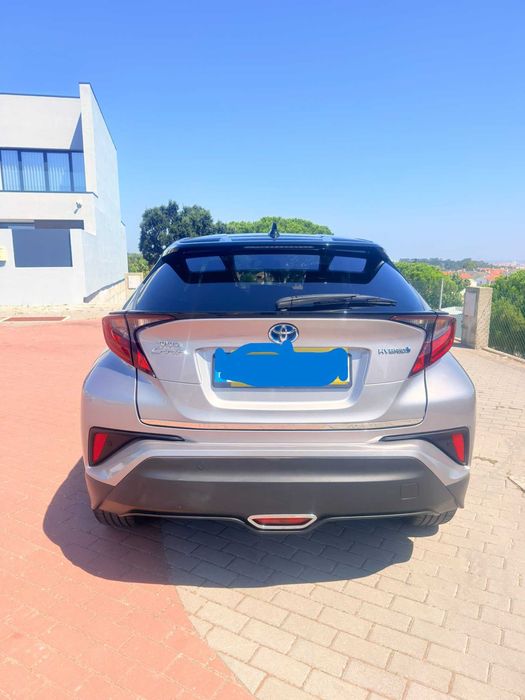 Toyota C-HR 1.8 Hybrid Square Collection