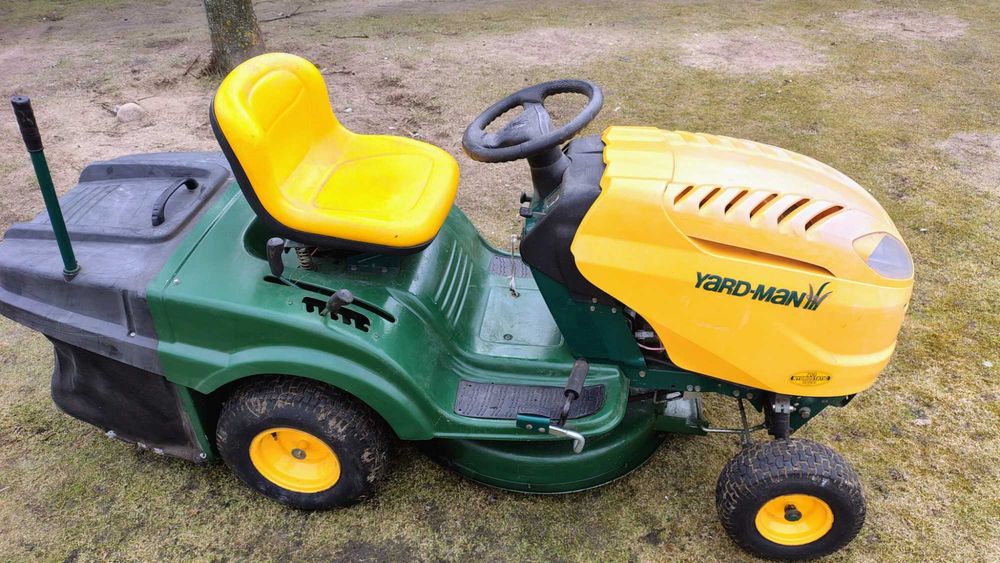 Traktorek kosiarka Yard Man z koszem
