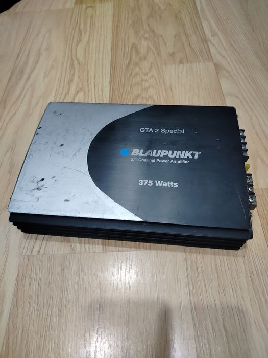 Wzmacniacz samochodowy