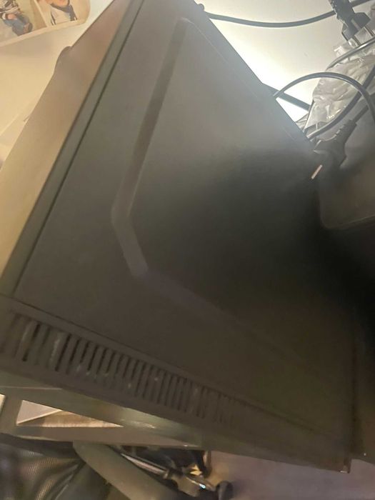 PC Secretário/Escritório AMD Ryzen 5 3400G (Vega 11) - 8GB RAM - SSD 240GB
