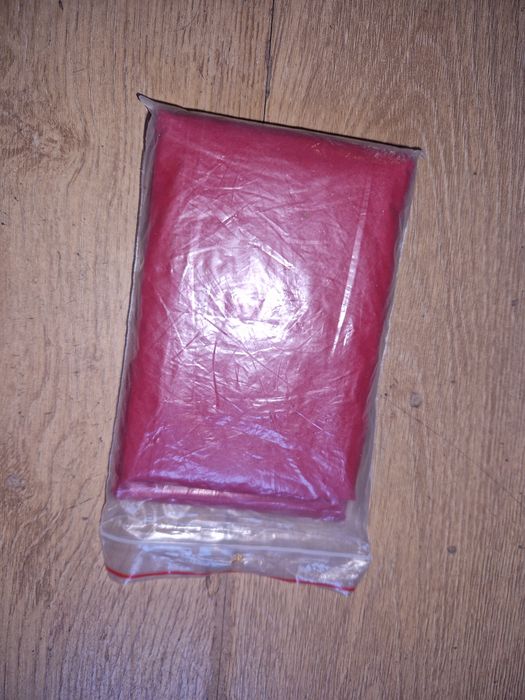 Peleryna duża czerwona