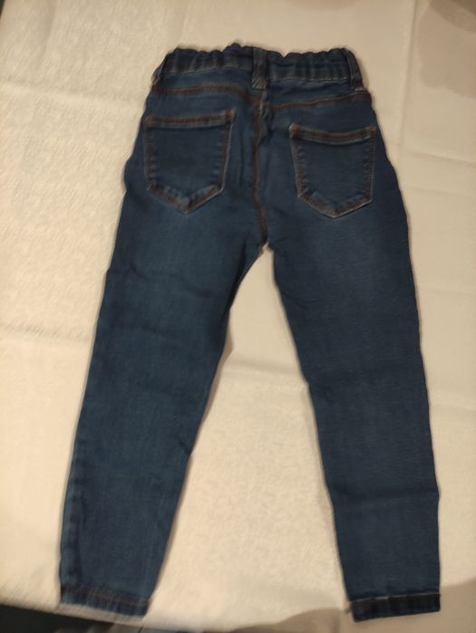 Calça jeans menina