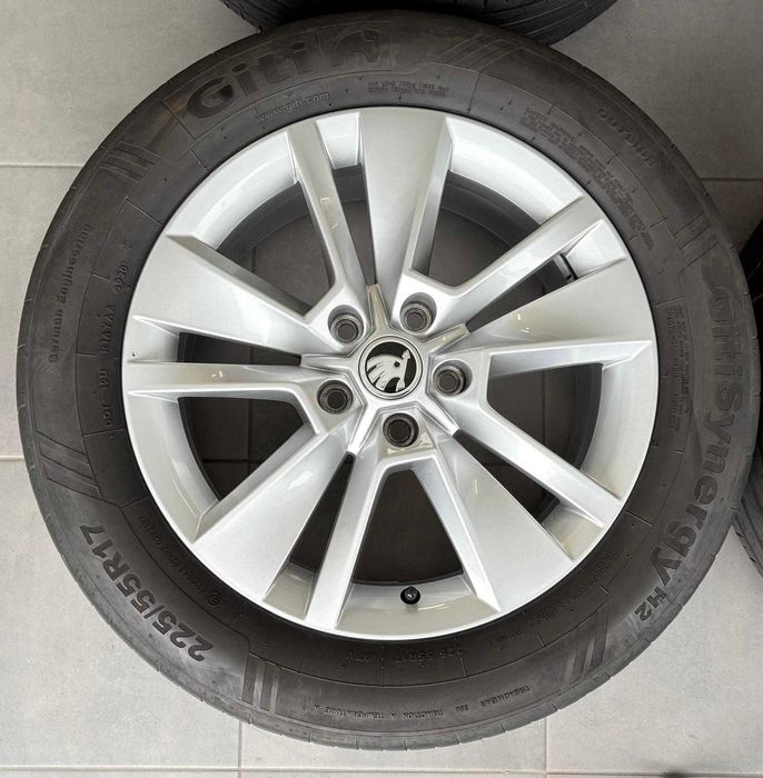 Felgi Aluminiowe koła 17” et45 7j 5x112 Skoda Karoq Kodiaq Superb VW