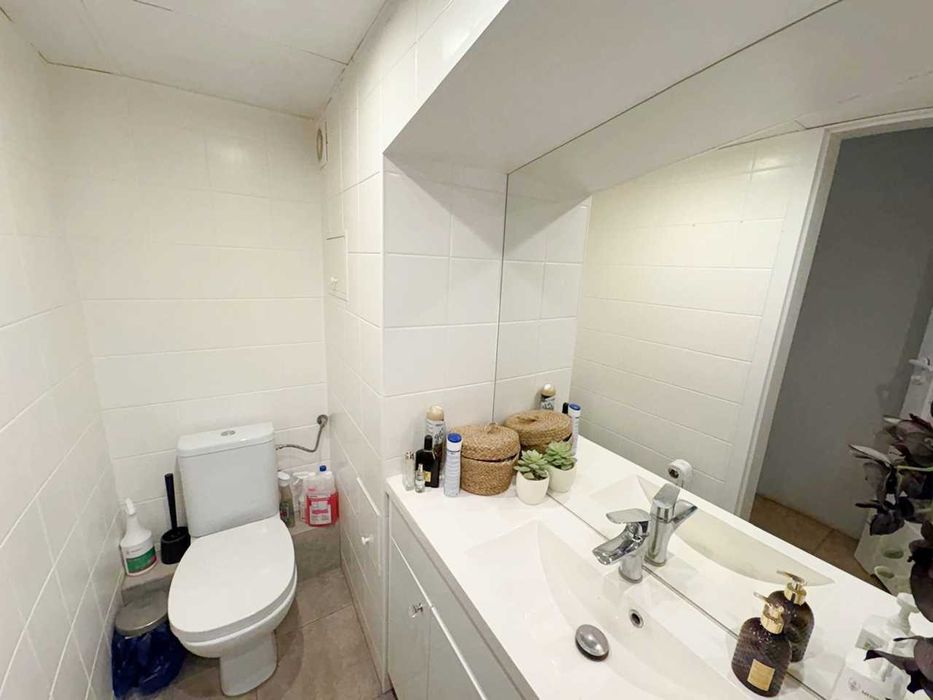 Lokal 45m2 do sprzedania, duży ruch pieszy. Nowy budynek