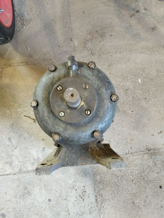 Продам двигатель