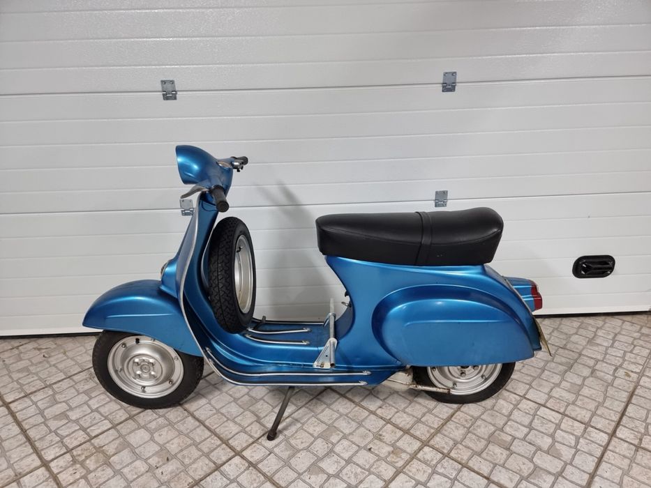 Vespa 50s em bom estado