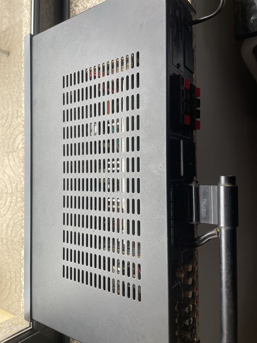 Amplificador ROTEL rx-830