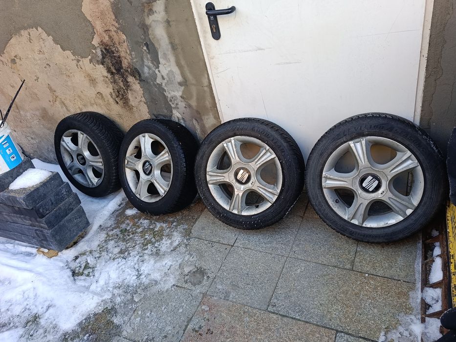 Alufelgi 5x100 seat z oponami zimowymi  Goodyear 185\60\R15