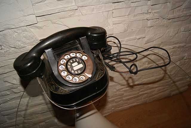 Telefon Bell Telephone MFB Company bakelit
