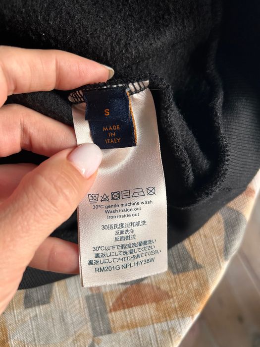 Sprzedam damską bluzę z kapturem Louis Vuitton, rozm. S–M
