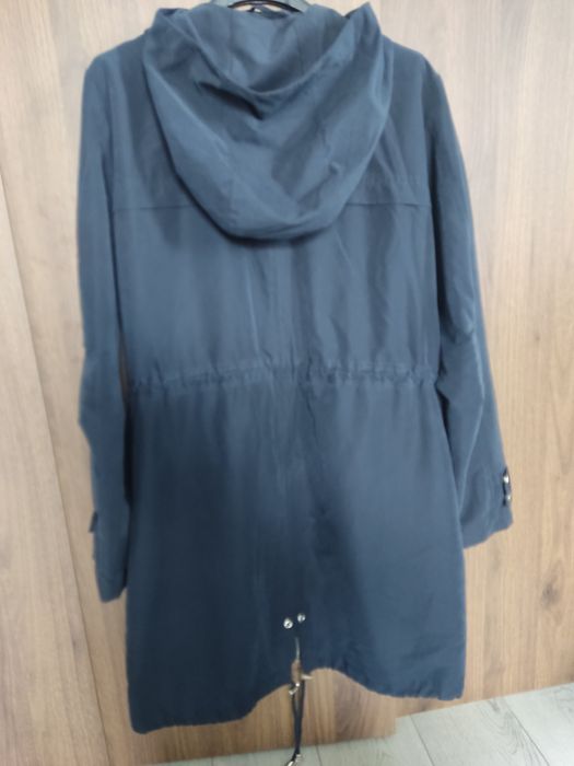 Granatowa parka house