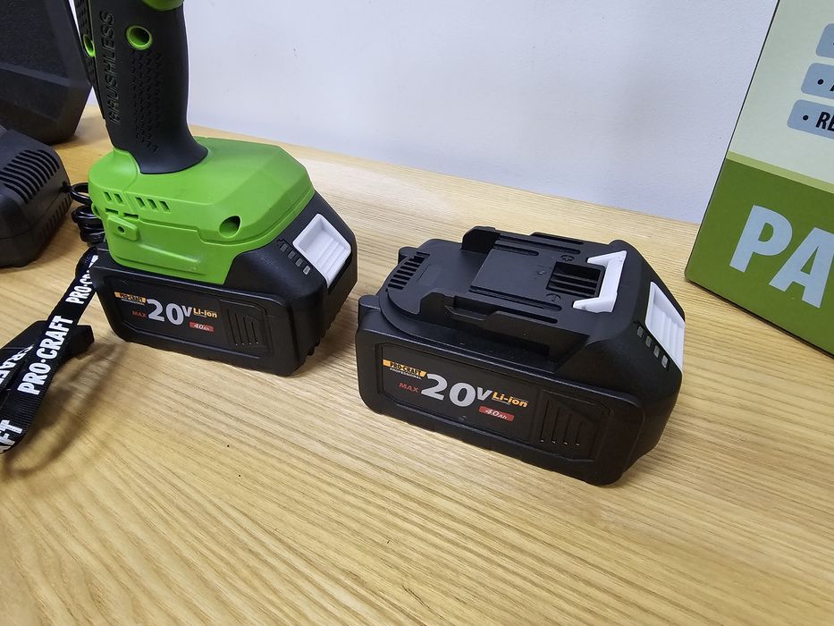 Шуруповерт Бесщеточный 50Нm +Удар ProCraft 4.0Ah акб 2шт Кейс Гарантия