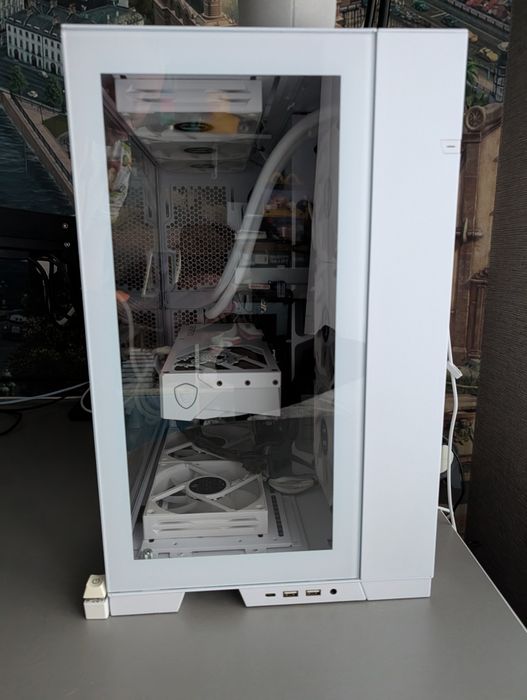 Білий Ігровий ПК / RTX 5070 / i7-14700KF / 32GB DDR5 / PCIe 5.0 / Lian Li