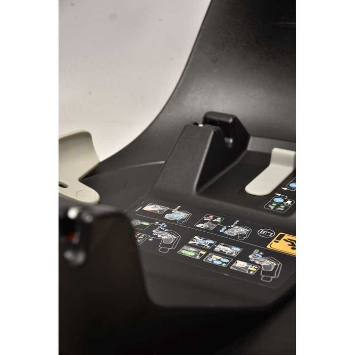 Zestaw Maxi-Cosi Coral 360 z bazą FamilyFix 360 - IDEAŁ!