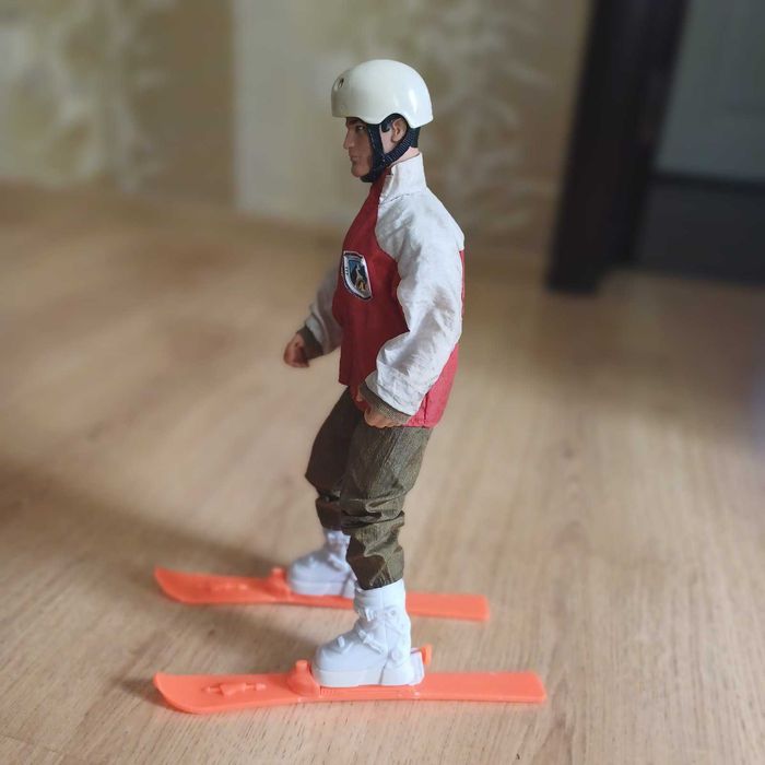 Продам фігурку  Action Man лижник