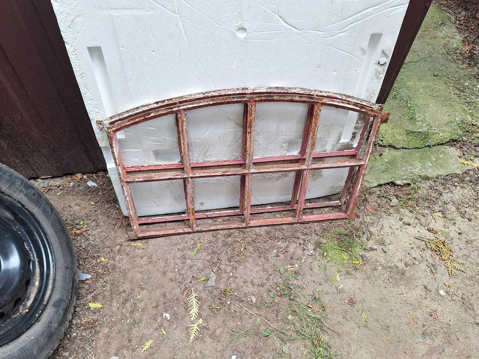 stare okna żeliwne