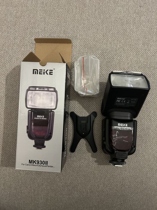 Meike Speedlite MK-930 II