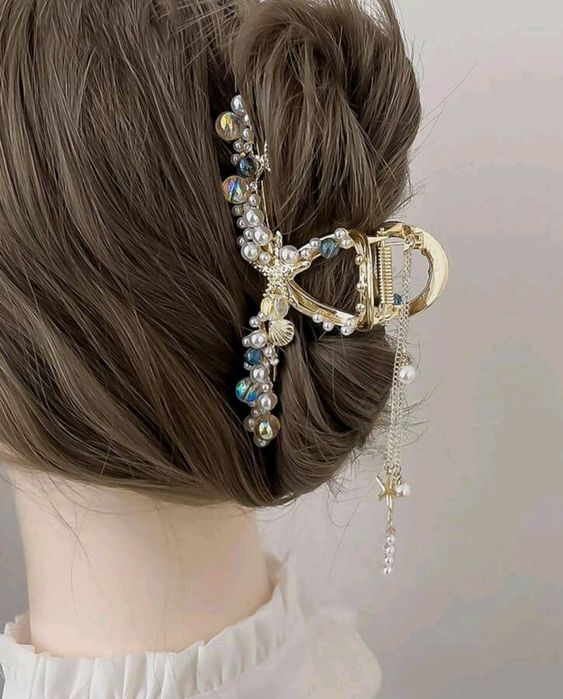 Klamra motylek z kryształkami