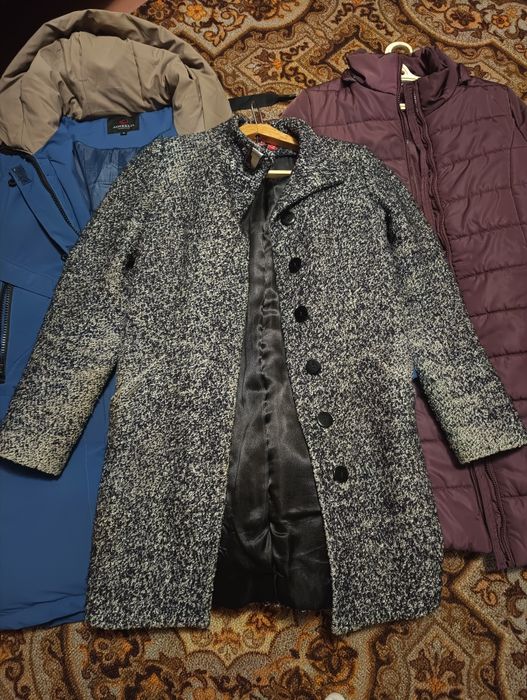 Віддам. Розмір S, М