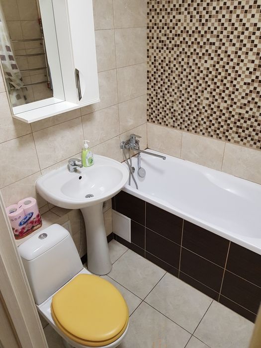 Посуточно, 2к, метро Зверинецька, ул. Бастионная 3/12