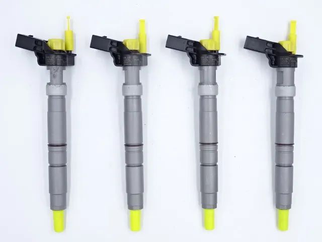 Regenerowany wtryskiwacz 0445116035 03L130277C VW 2.0TDi .