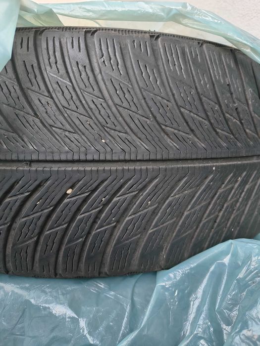 Opony zimowe Michelin Pilot Alpin 5 235 40 R19 96W