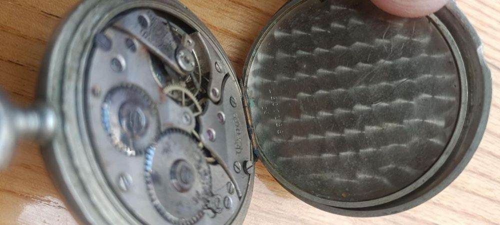 Часи Швейцарія Doxa 1905