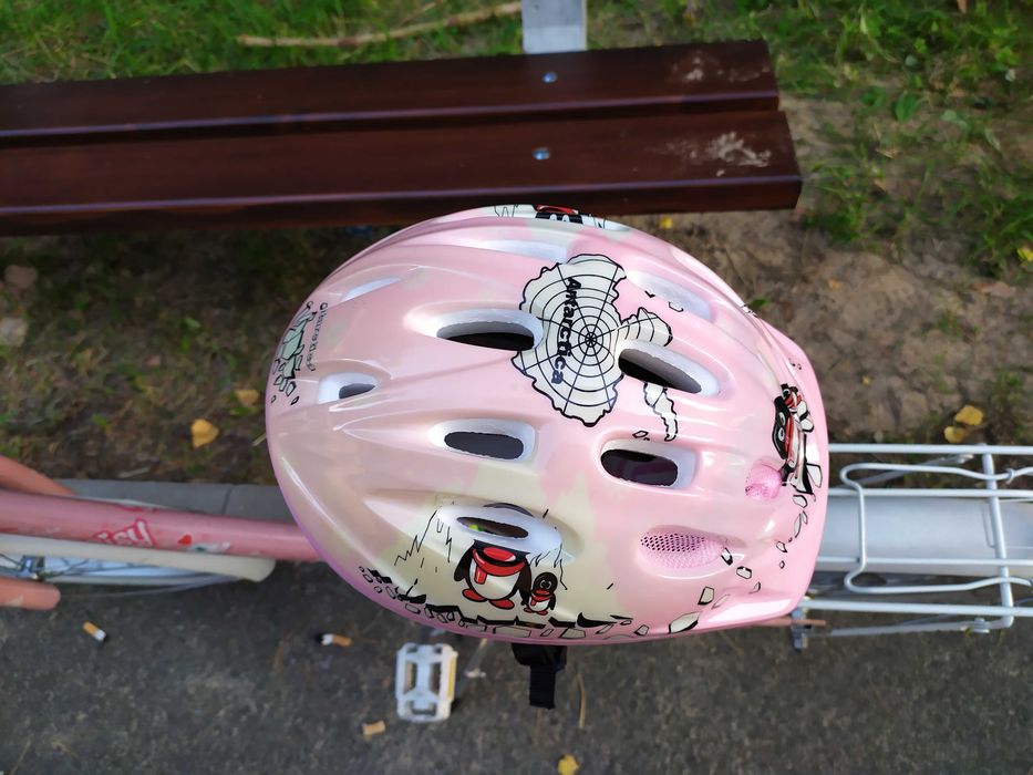 Sprzedam dziewczęcy kask rowerowy