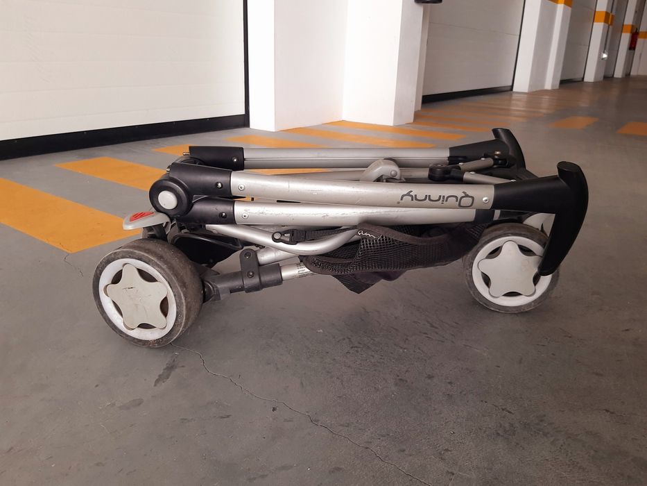 Carrinho Quinny Zapp Xtra2 compatível com ovo Maxi Cosi