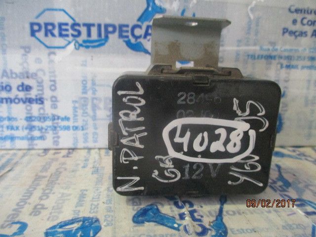 Botão / interruptor electromecânico / relé NISSAN Patrol GR IV (Y60)