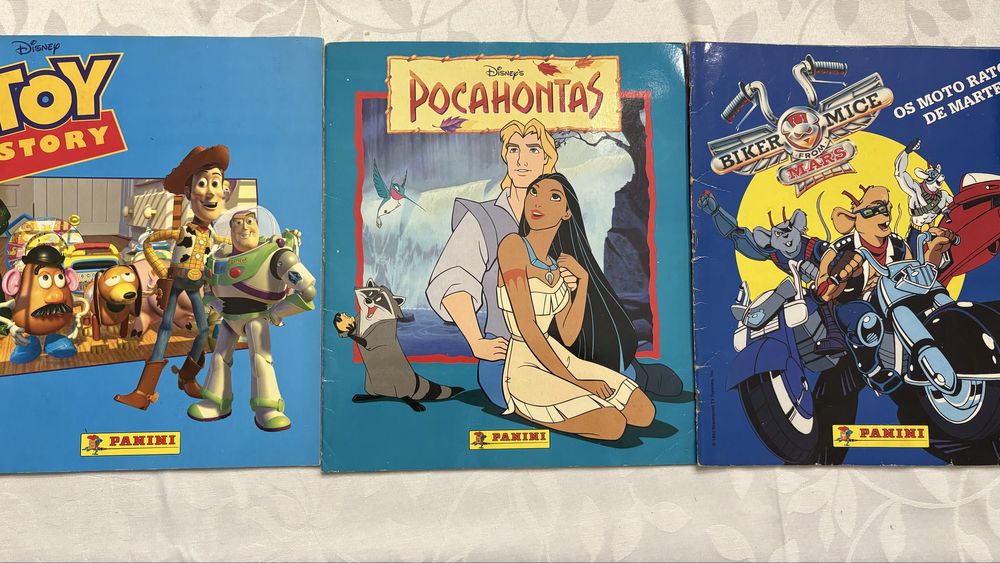 Cadernetas Disney Panini