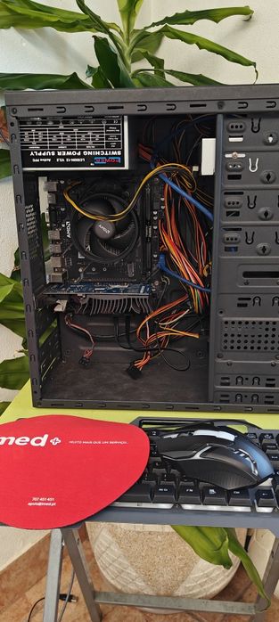 Torre AMD Ryzen 5 2600X
