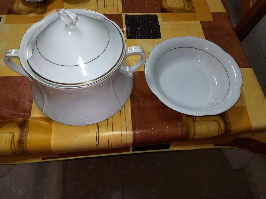 Serviço jantar e café